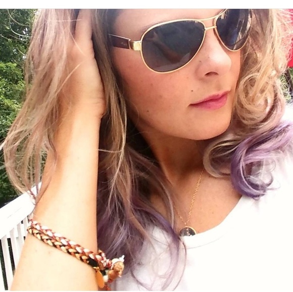 Meet your Posher, Kristen - Picture 2 of 4